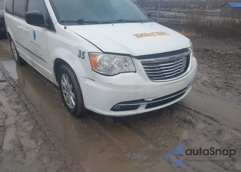 2014 Chrysler Town & Country Touring z USA, uszkodzony, nr VIN 2C4RC1BG6ER271544